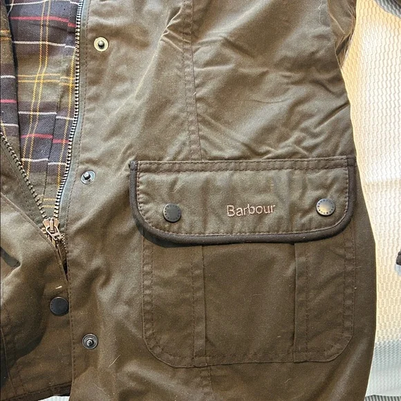 Barbour Women’s Dark Olive Utility Jacket - Picture 4 of 7